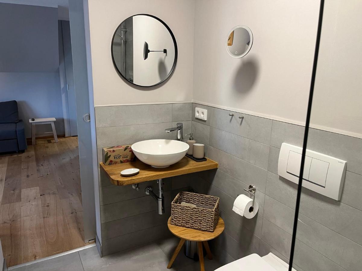 Apartment Wohnen Bei Frauschmitt *